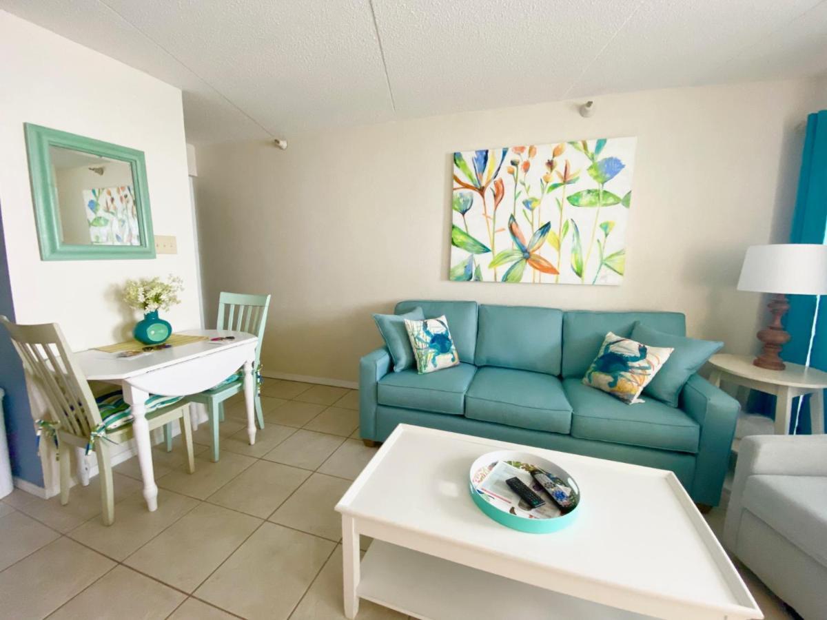 Holiday home Emerald Skye 52 By Albvr - Beautifully Decorated Beachfront *