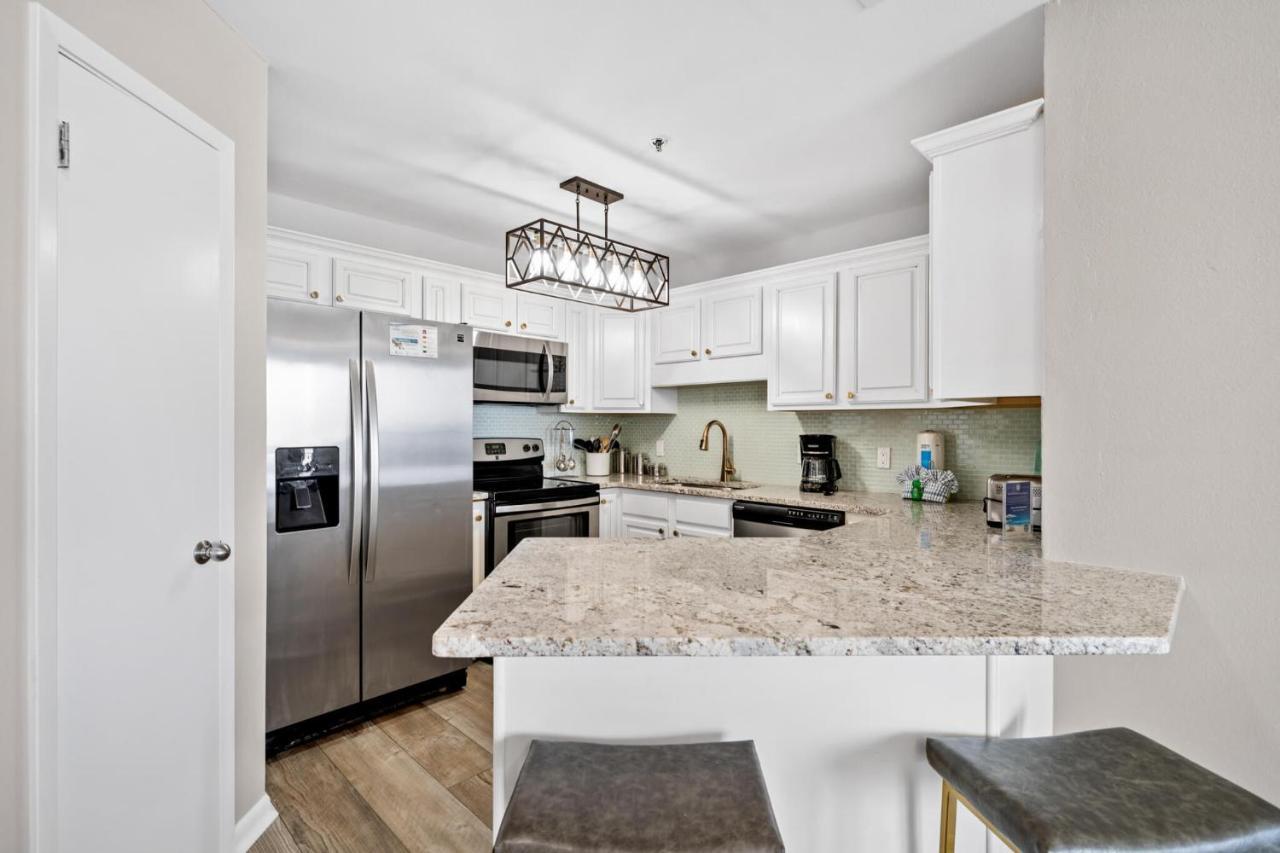Phoenix Vii 71113 By Albvr - Beautiful Beachfront With Amazing Views & Amenities! Holiday home