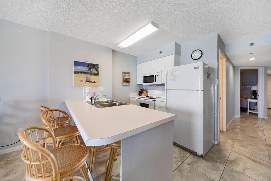 Tradewinds 302