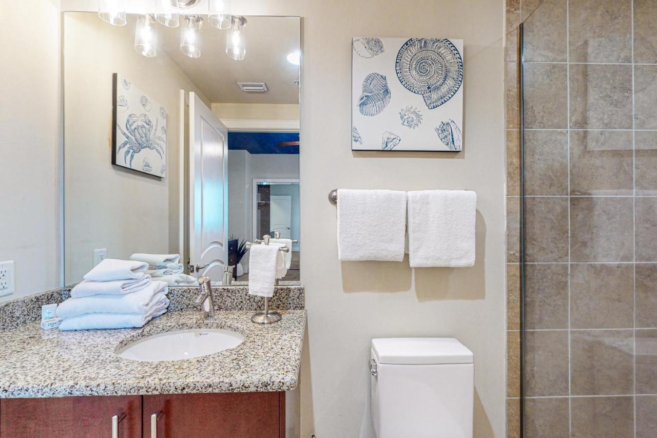 Turquoise C1507 * Orange Beach