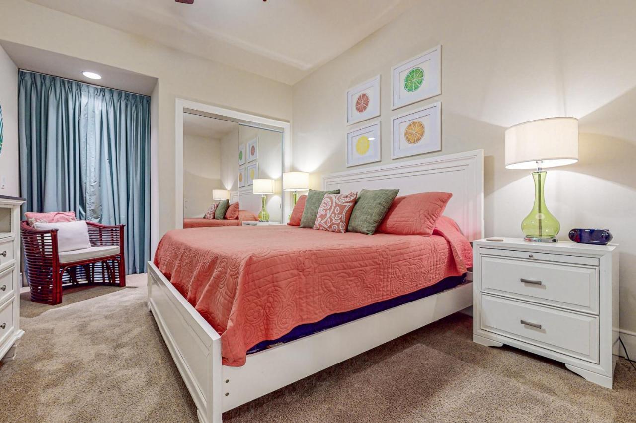Turquoise C1507 * Orange Beach