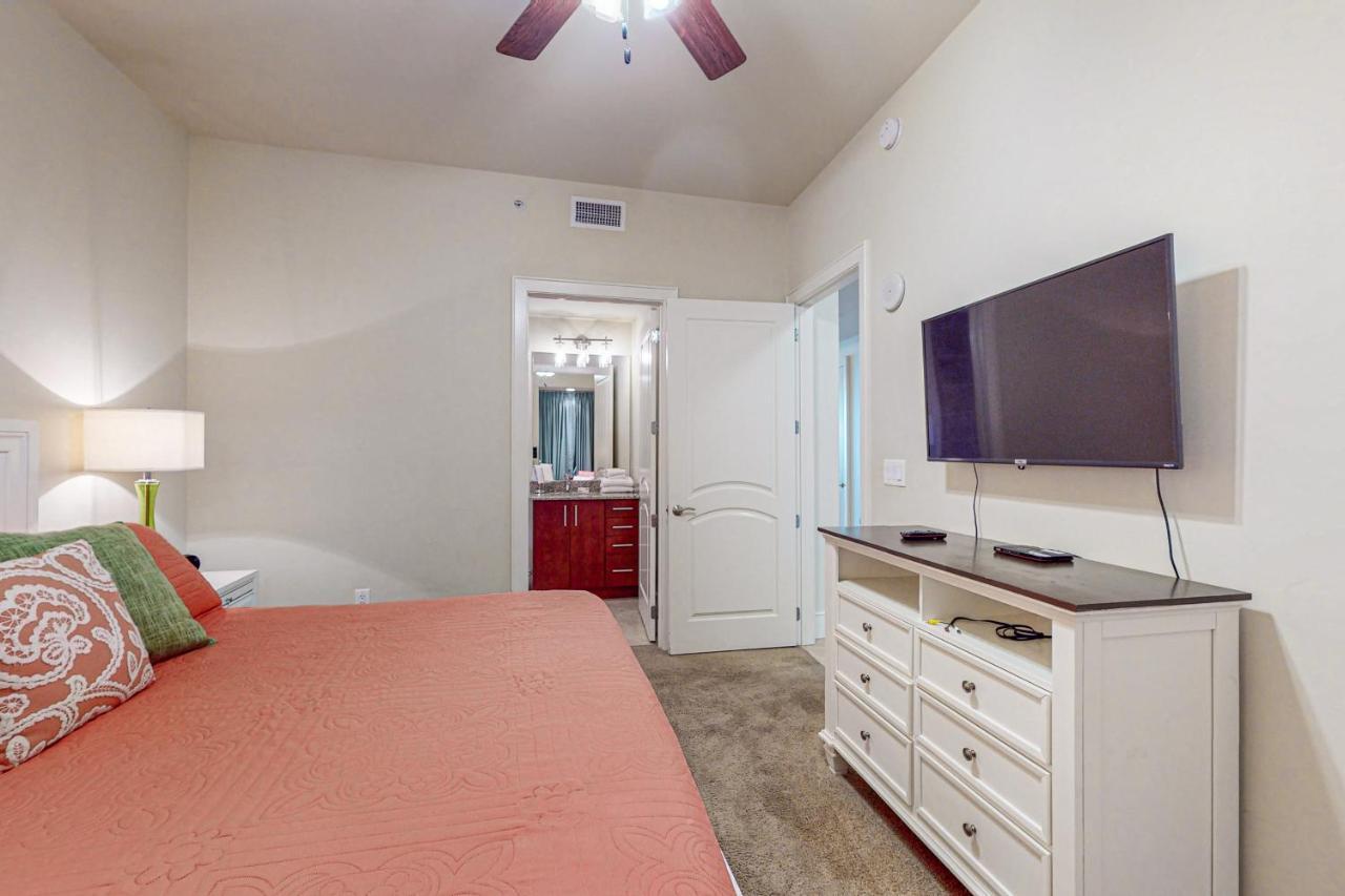 Turquoise C1507 Orange Beach