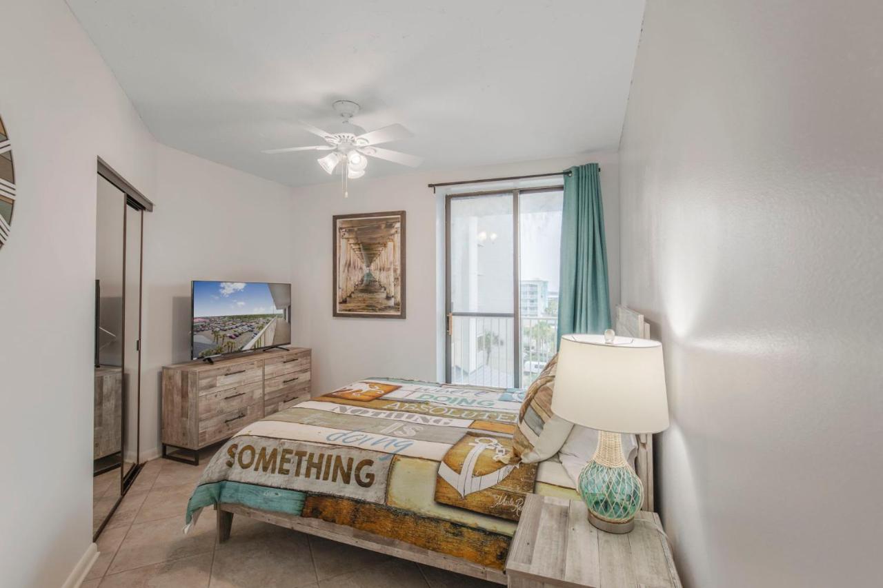 Holiday home Pelican Pointe 506 By Collection