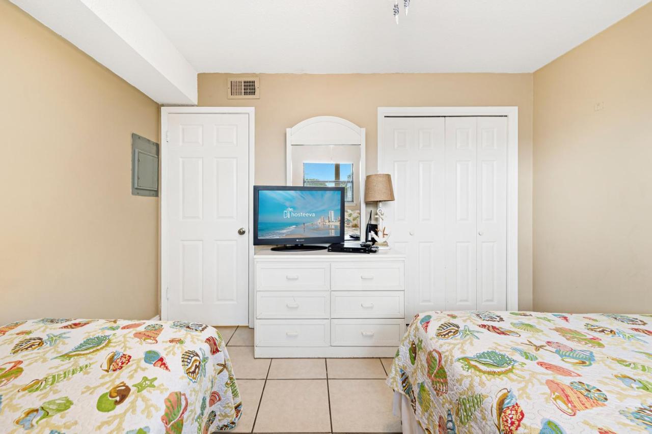 Seaside & Racquet 2105