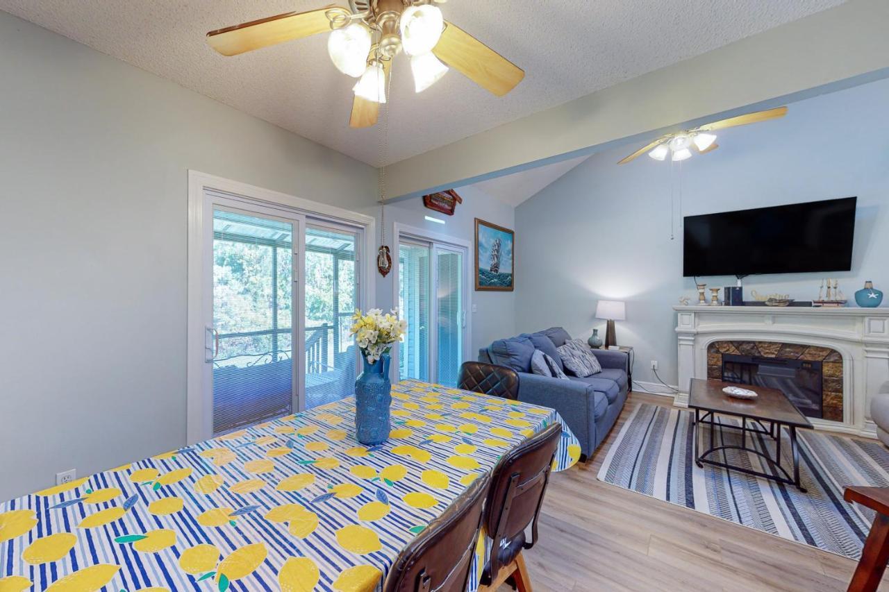 Mariner Lakes #30 Apartment *