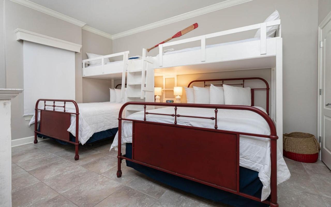 Apartment Phoenix Orange 1005