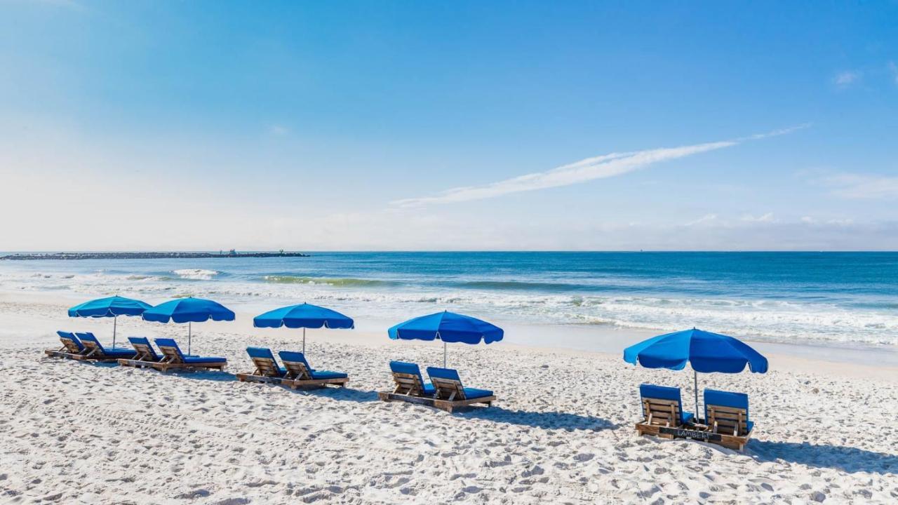 Phoenix East 108 * Orange Beach