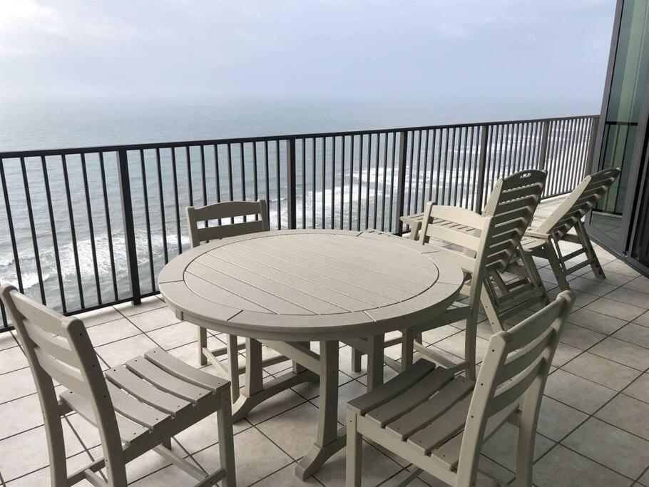 The Bluebird Oba At Phoenix West Ii * Orange Beach