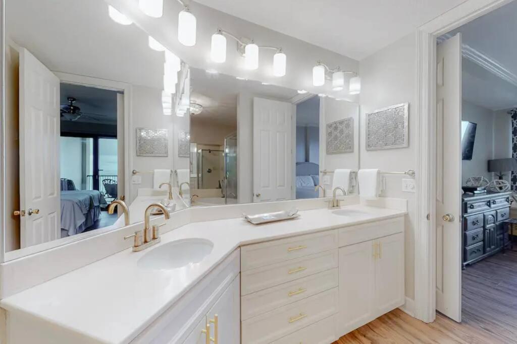 Grand Pointe Unit 404 Orange Beach