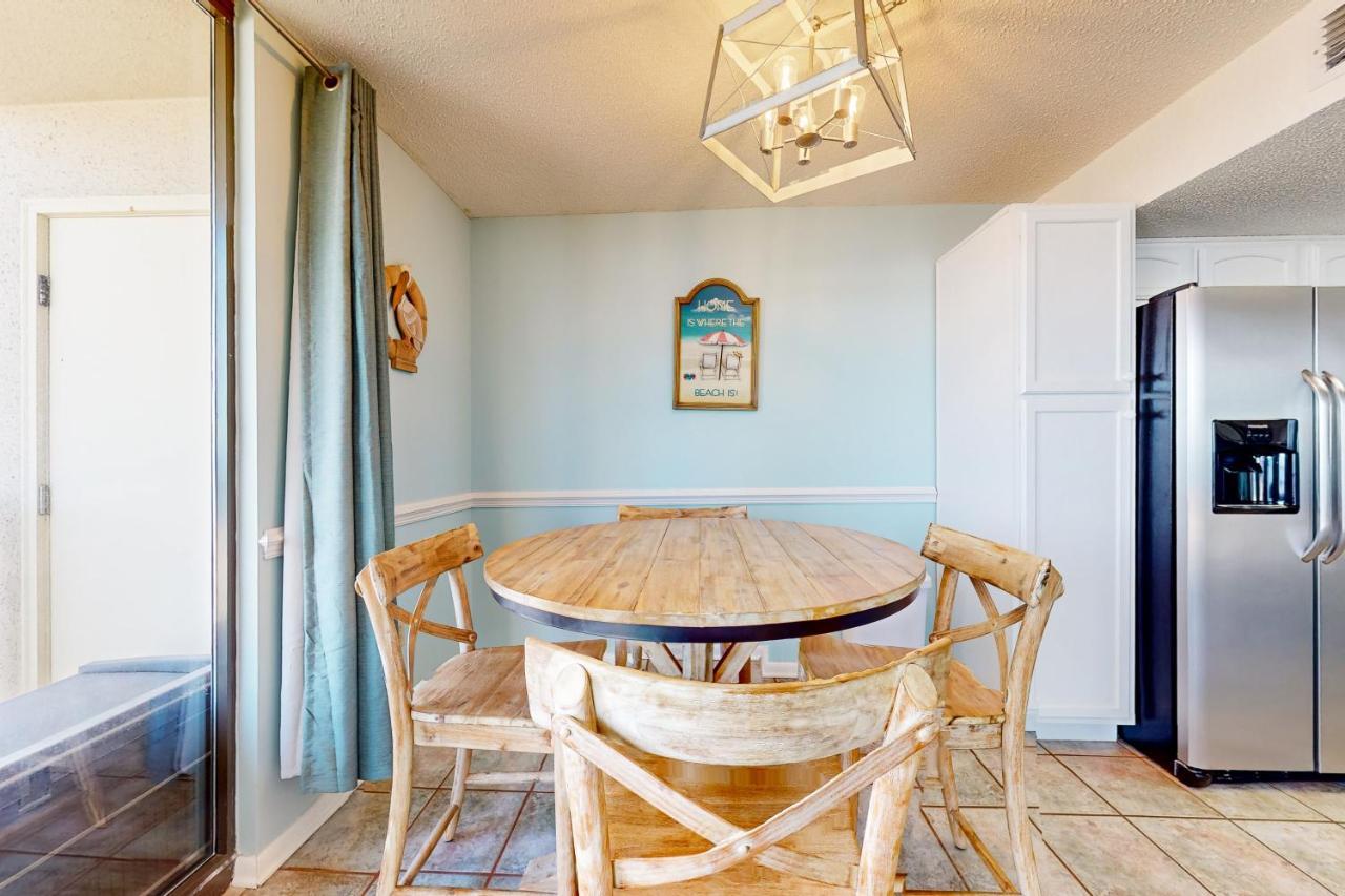 Phoenix East 702 Apartment