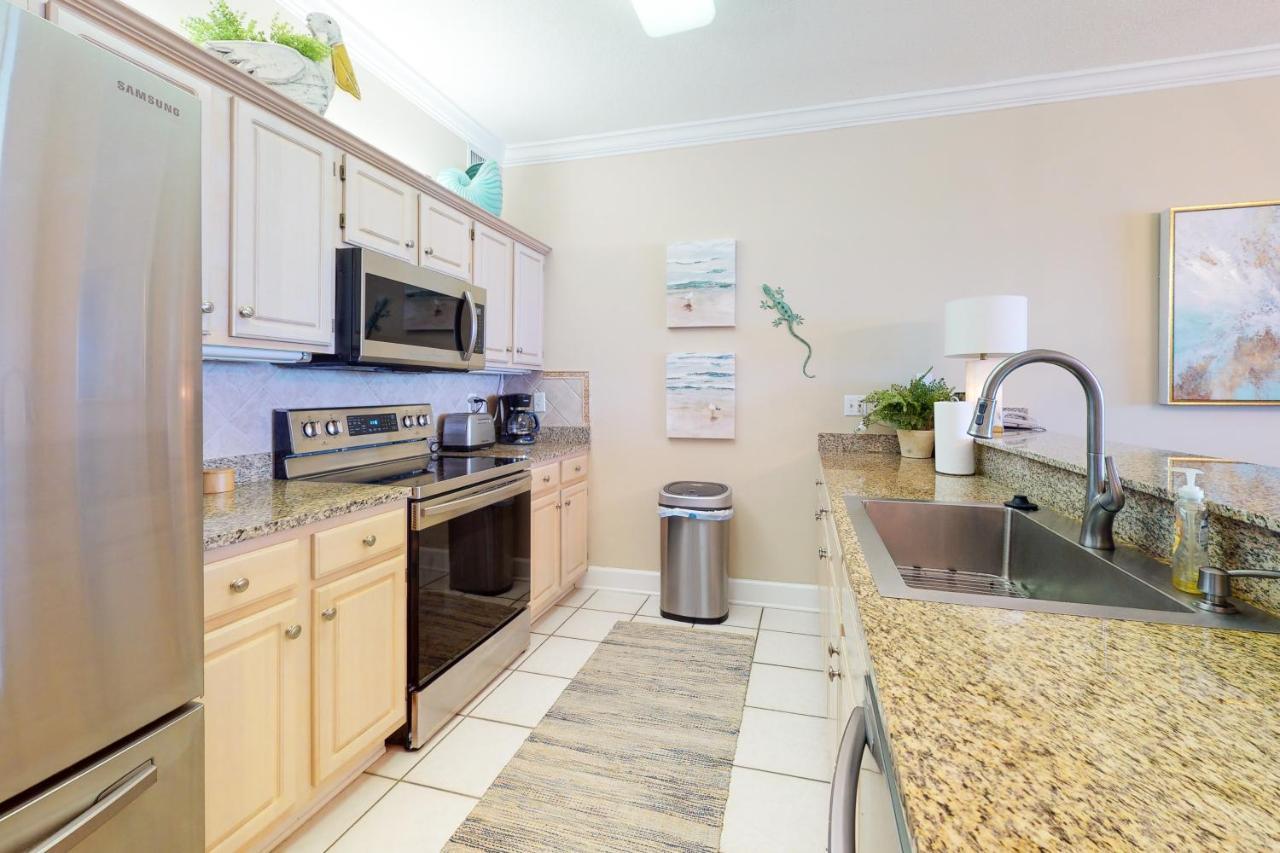 Apartment Regency Isle 305 *