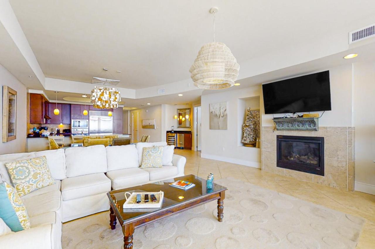 Turquoise Place 1606d Apartment