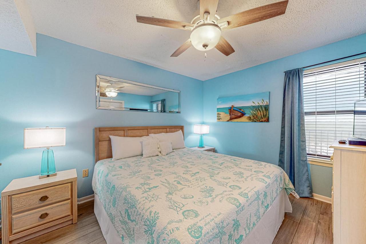 Phoenix V 614 Apartment