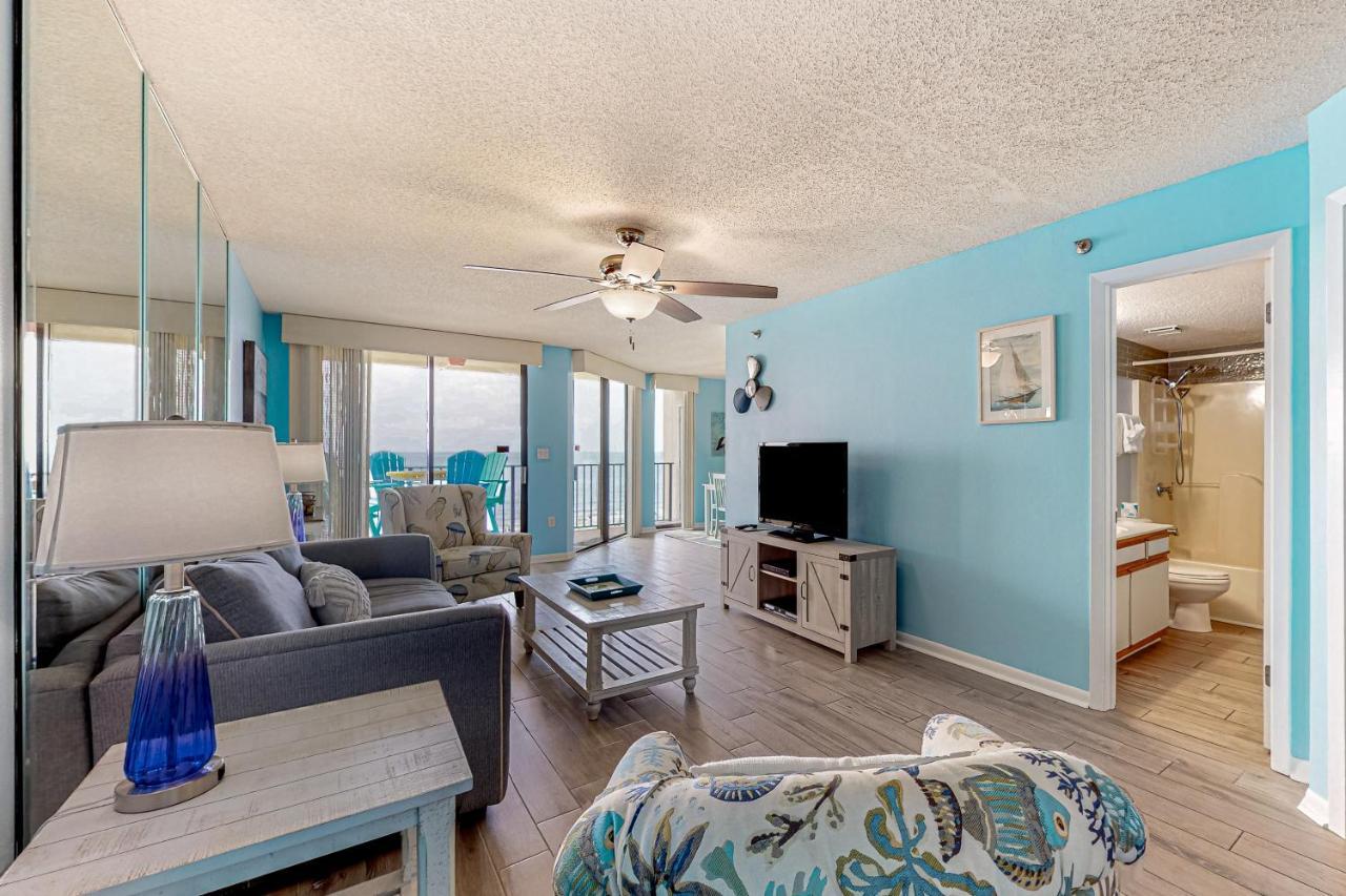 Phoenix V 614 Apartment