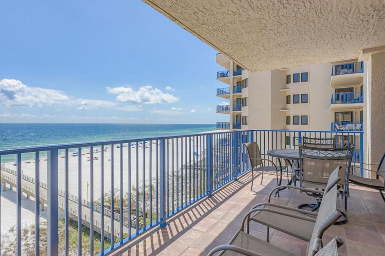 Apartment Four Seasons 603e *