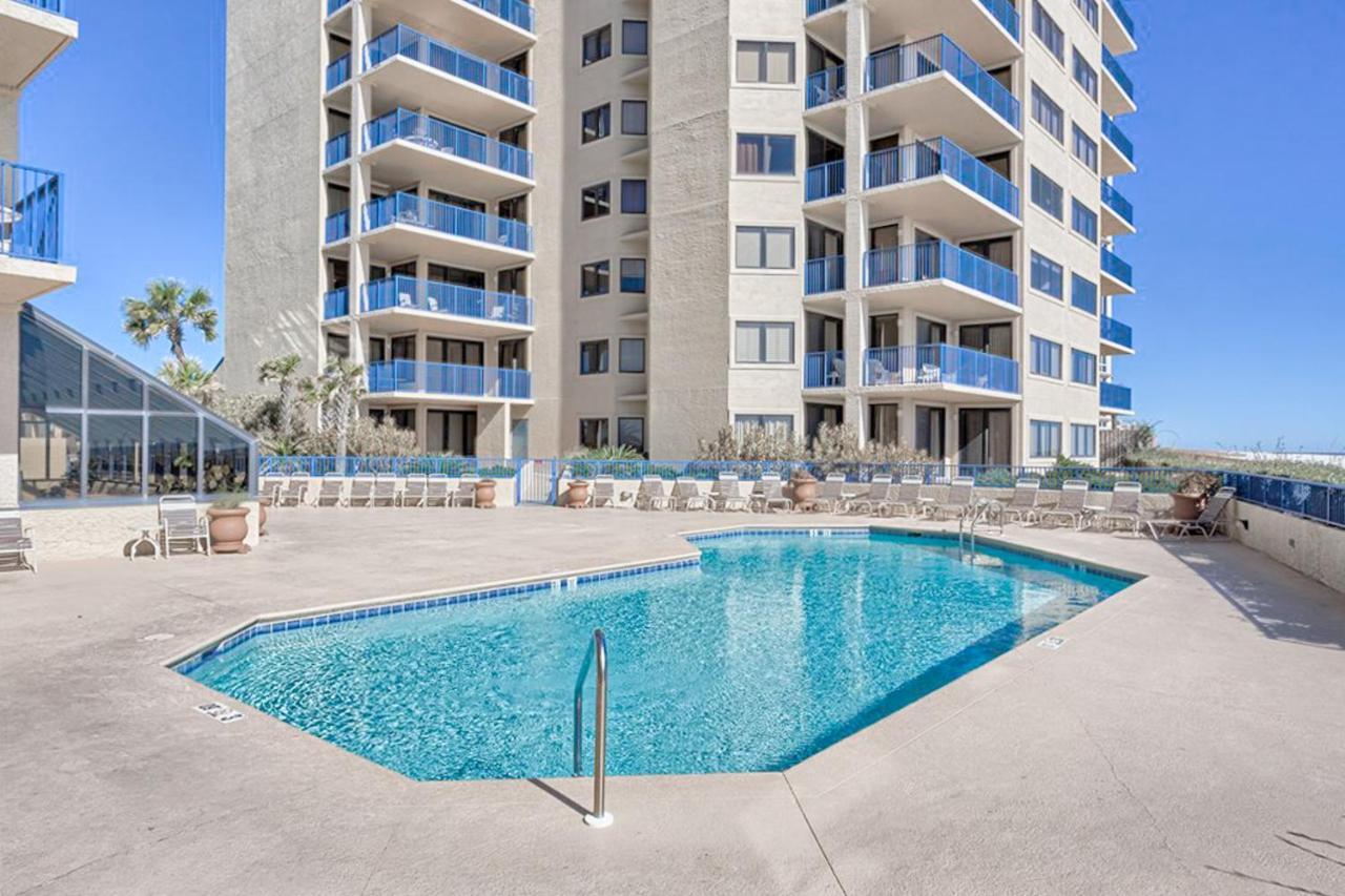 Apartment Four Seasons 603e *