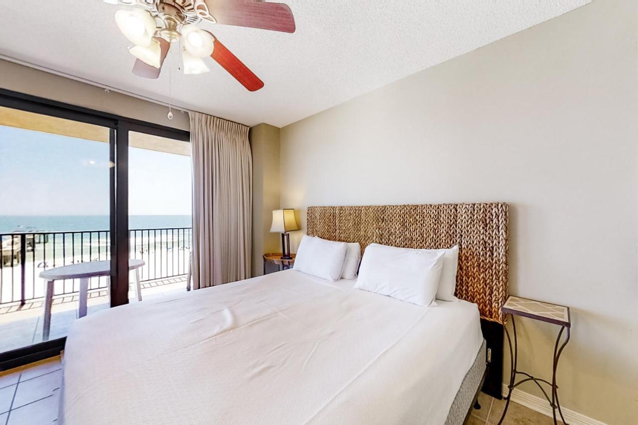 Apartment Four Seasons 402w