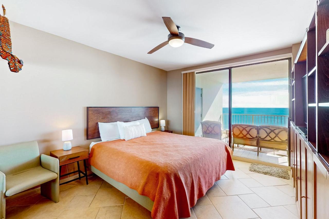 Pelican Pointe 1506 Apartment