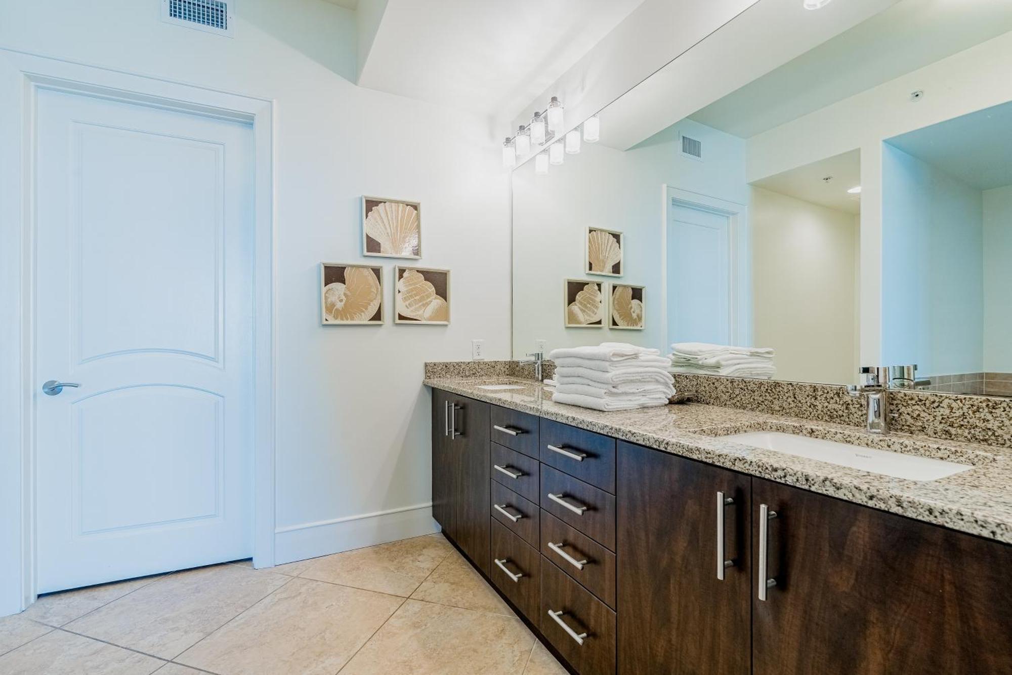 Turquoise C407 Orange Beach