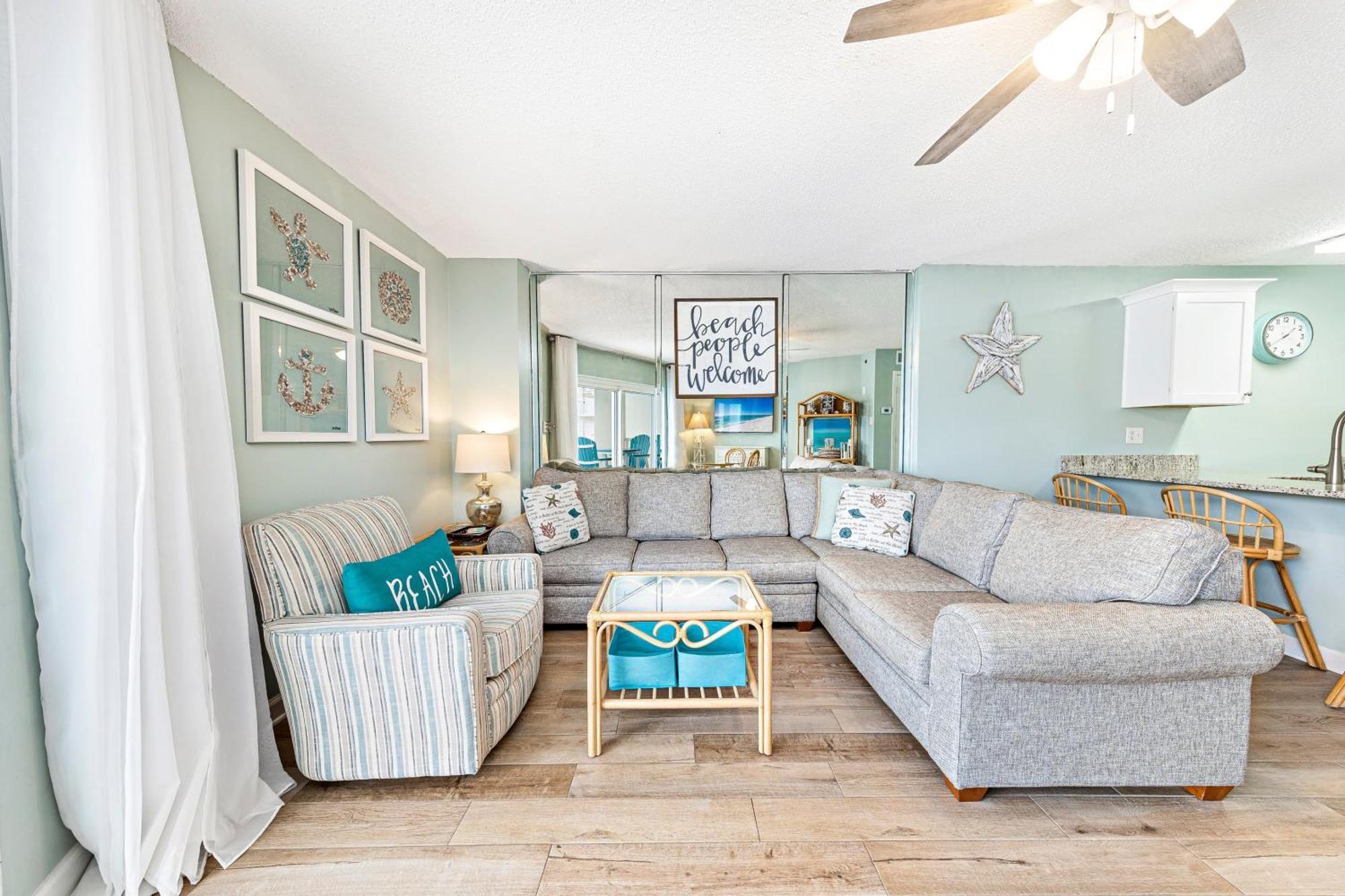 Tradewinds Unit 608 *