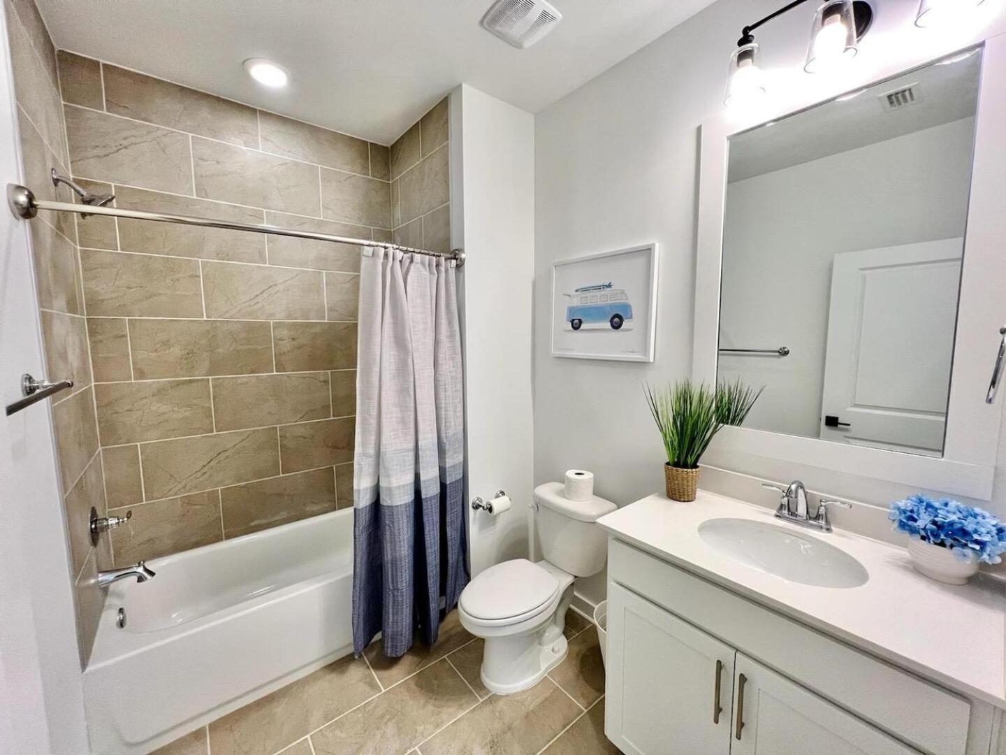 Beautiful 3br/25ba W/ Kayak Access, Sleeps 10