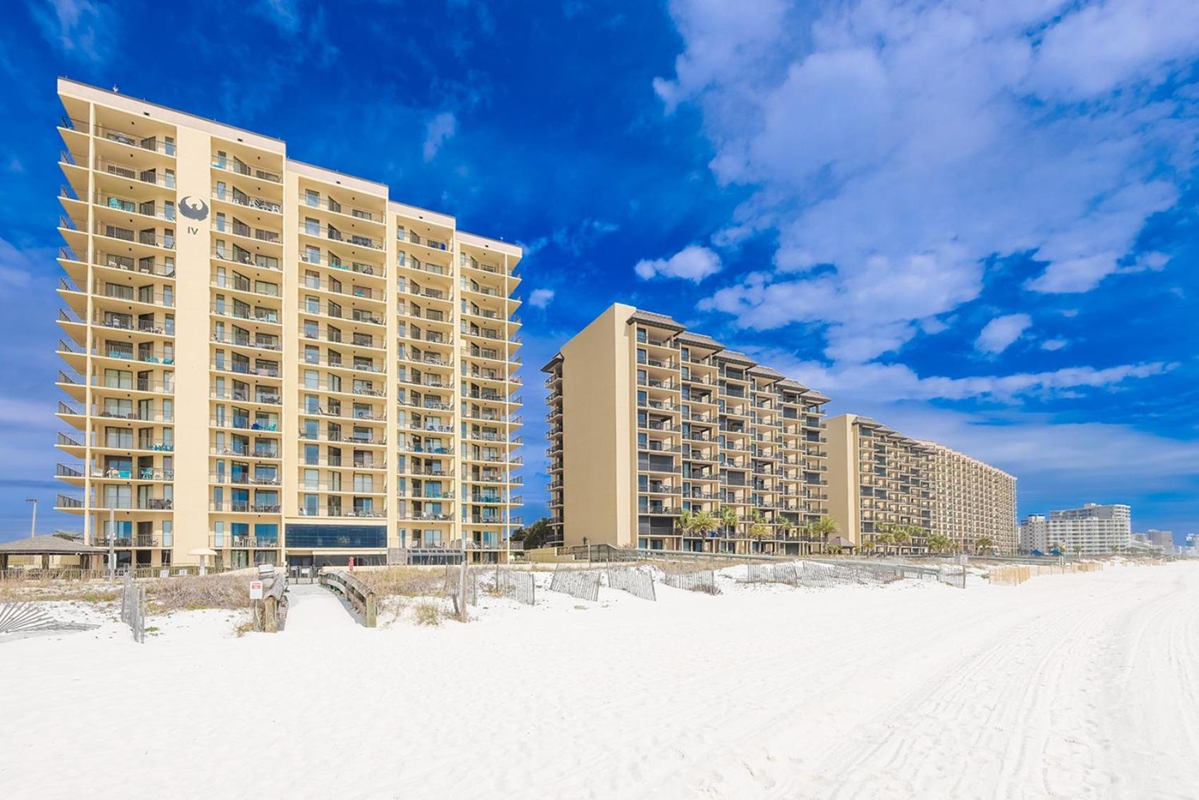 Apartment Phoenix Iv 4023