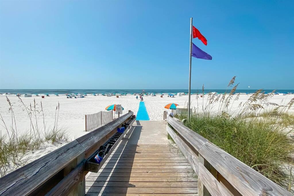 Phoenix-vii Unit 7814 - New-beach Front-sleeps 6 Apartment