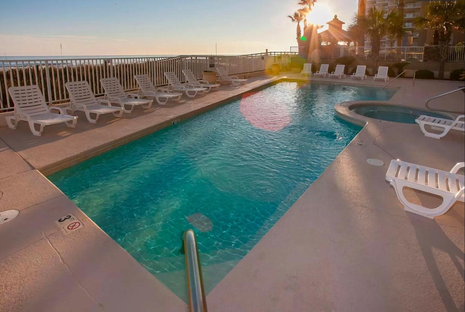 Four Winds 402 By Albvr - Amazing Beachfront With Private Balcony & Unbelievable Views!