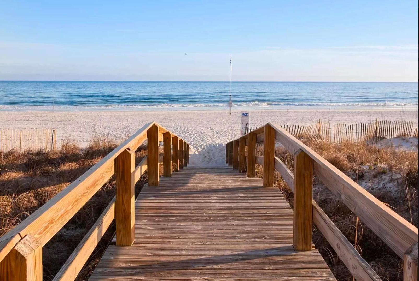 Four Winds 402 By Albvr - Amazing Beachfront With Private Balcony & Unbelievable Views!