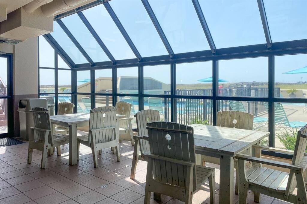 Phoenix-vii Unit 7814 - New-beach Front-sleeps 6 Apartment *
