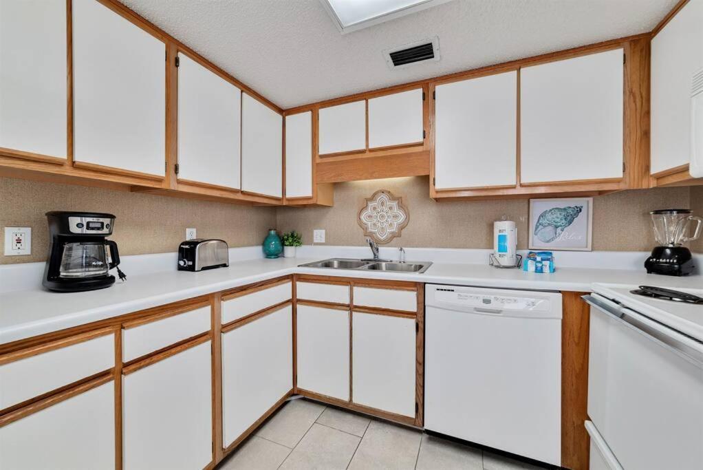 Apartment Phoenix-vii Unit 7814 - New-beach Front-sleeps 6 Orange Beach
