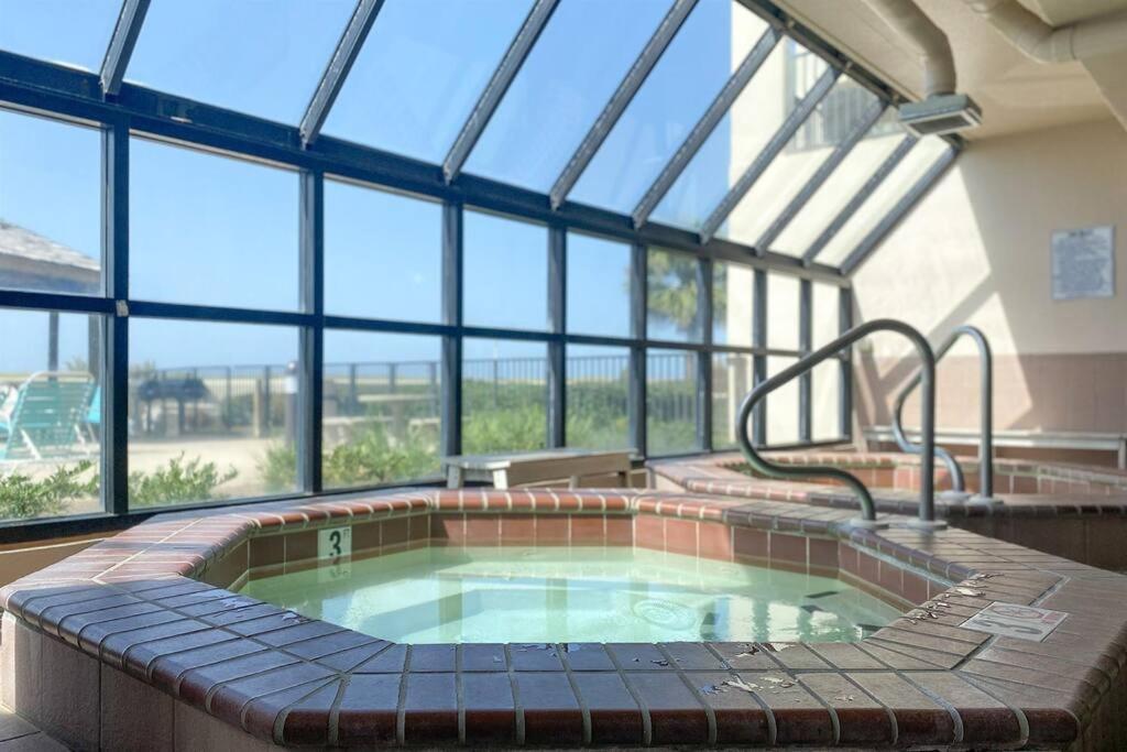 Phoenix-vii Unit 7814 - New-beach Front-sleeps 6 * Orange Beach