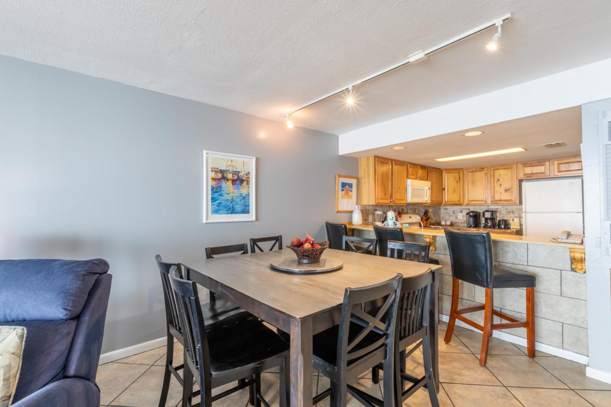 Romar Tower 5d Apartment *