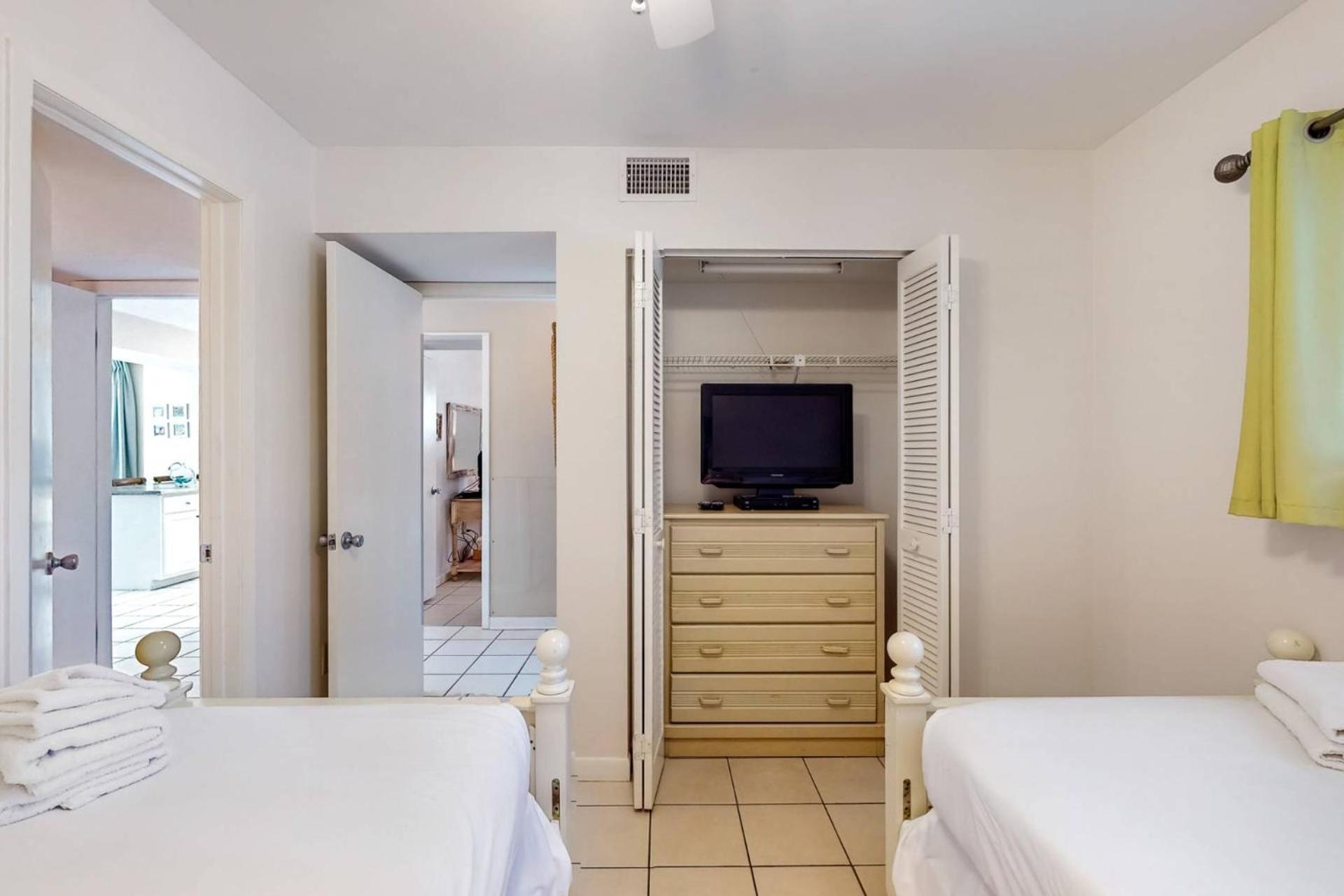 Seaside And Racquet 3201 Holiday home
