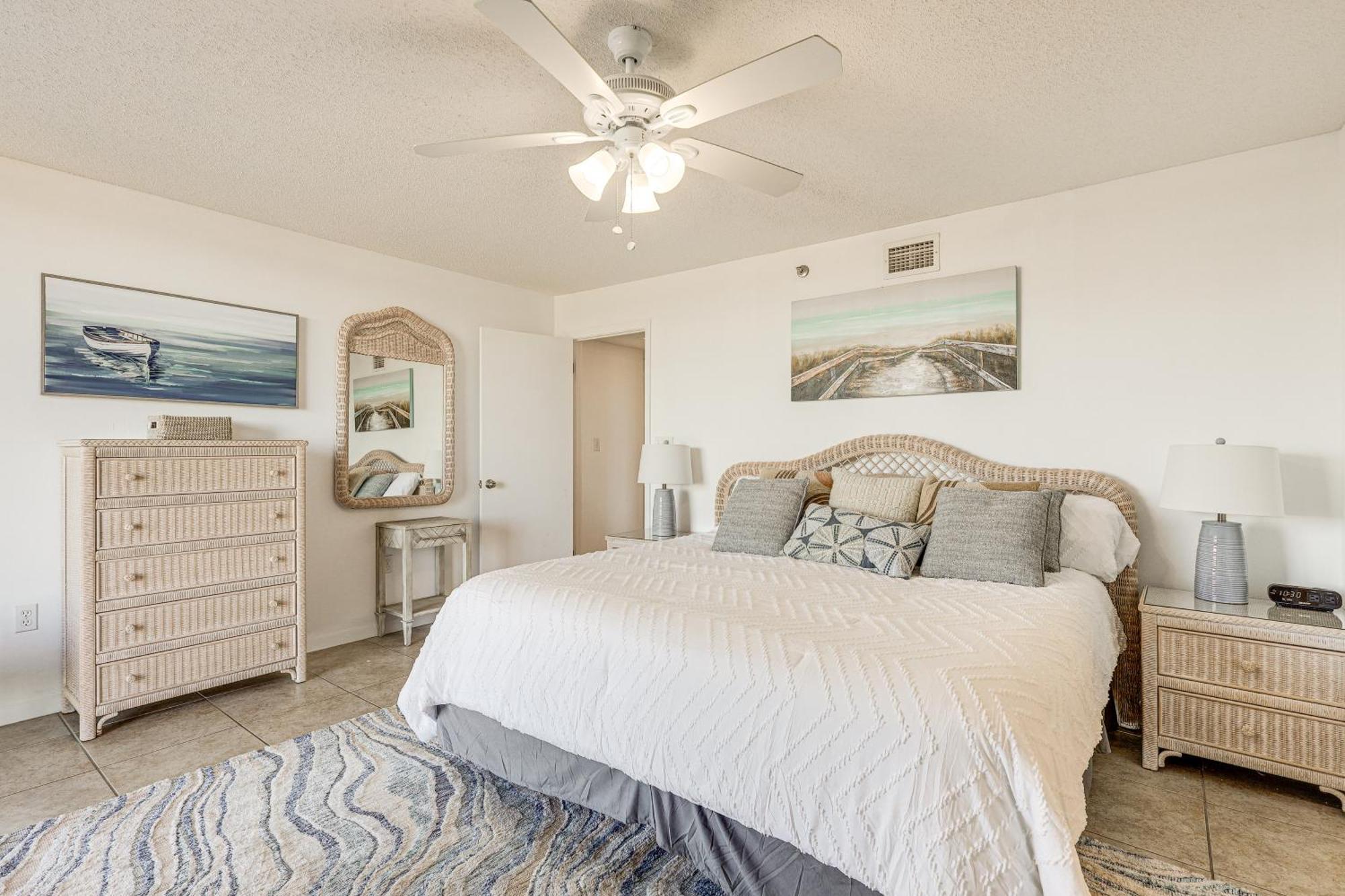 Orange With Ocean-view Balcony! * Orange Beach
