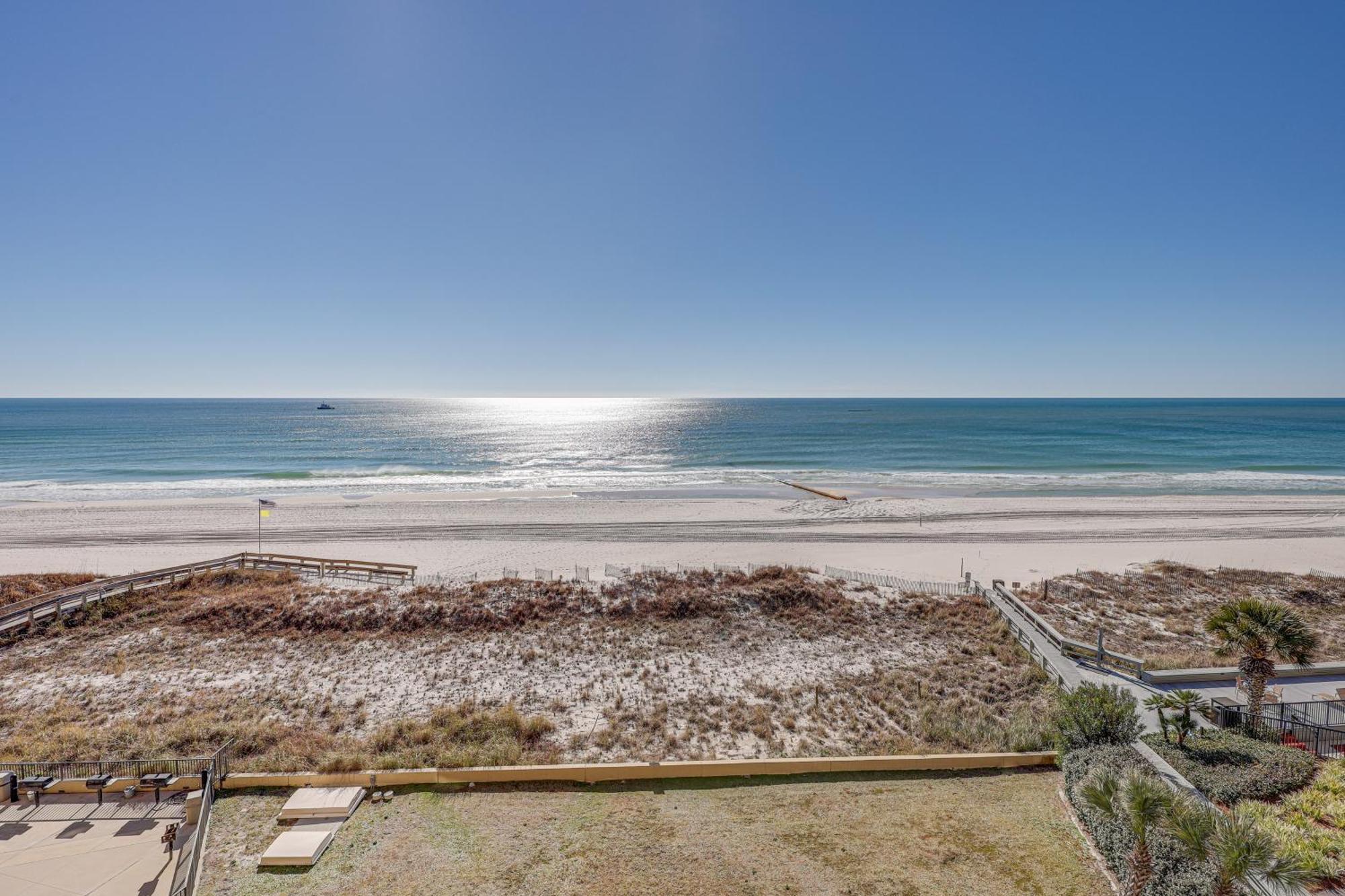 Apartment Orange With Ocean-view Balcony!