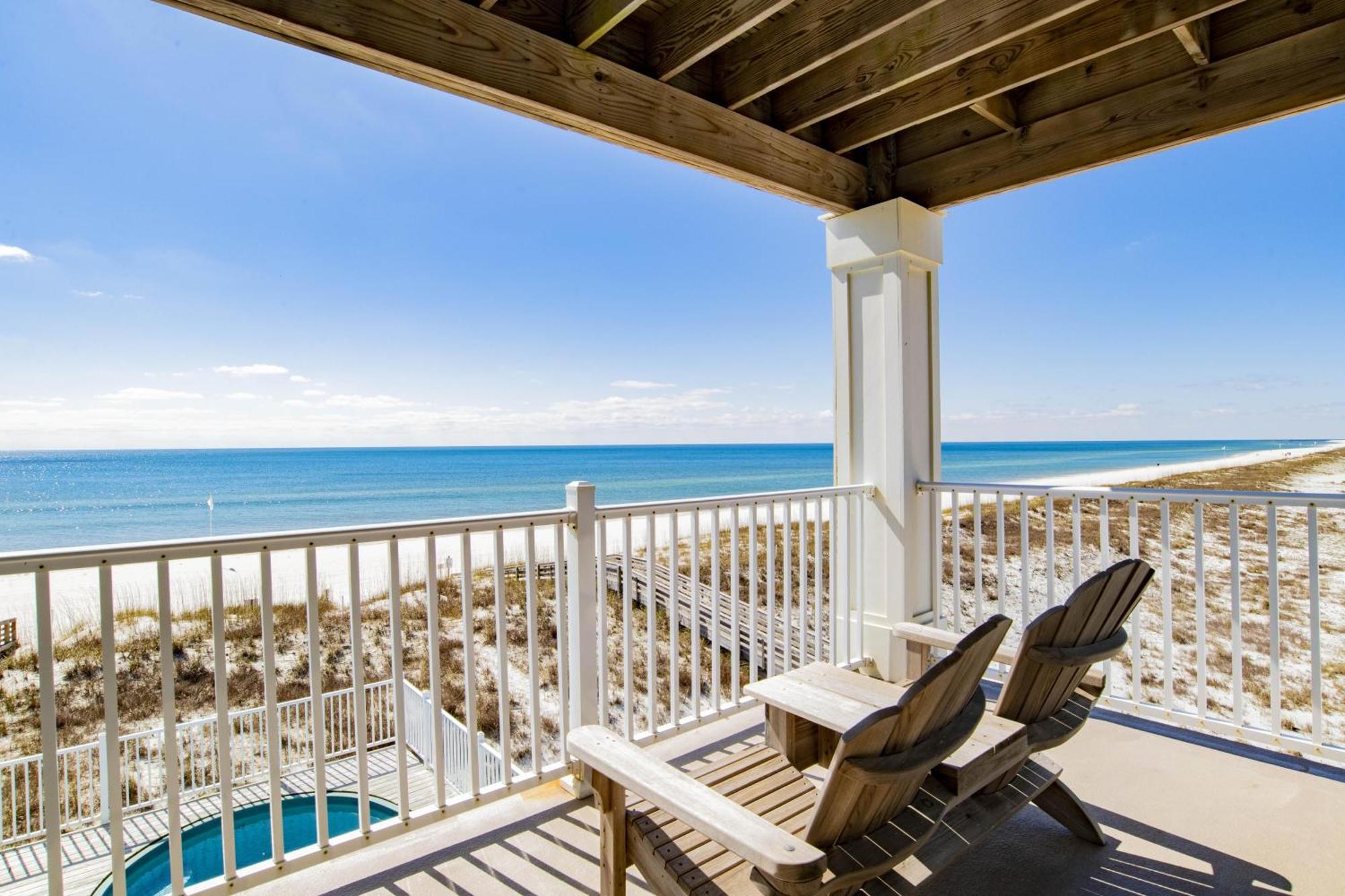 Castle In The East West 2 - 18 Bedrooms Holiday home Orange Beach