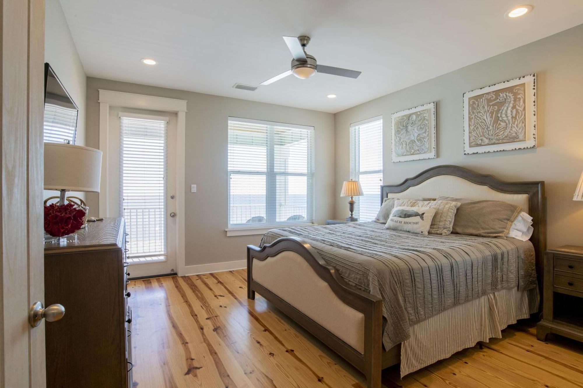 Castle In The East West 2 - 18 Bedrooms Orange Beach