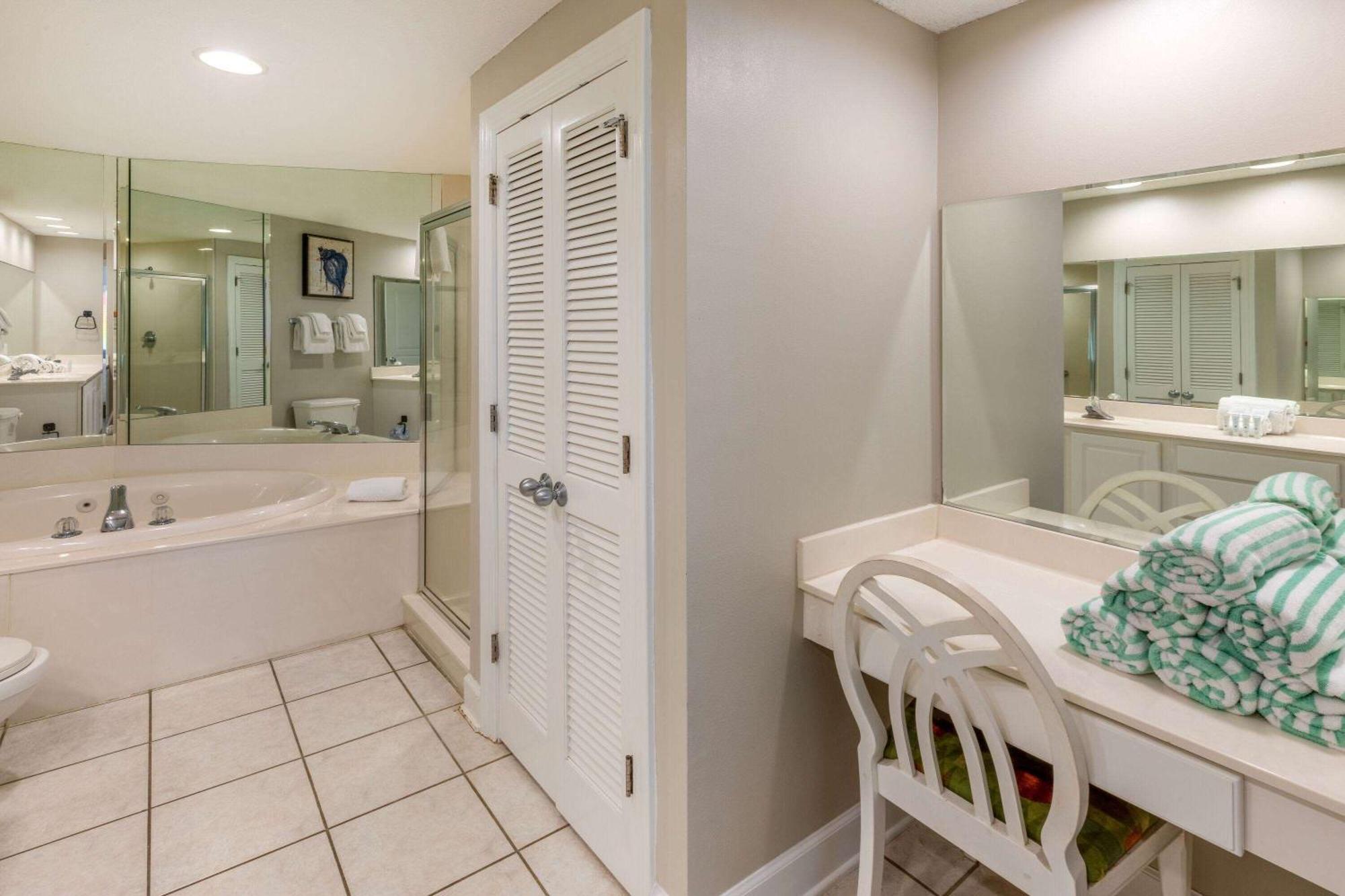 Palm Orange A Ramada By Wyndham Orange Beach