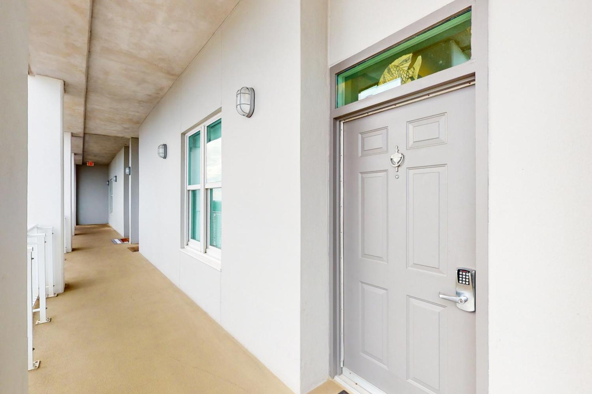 The Wharf Apartment *