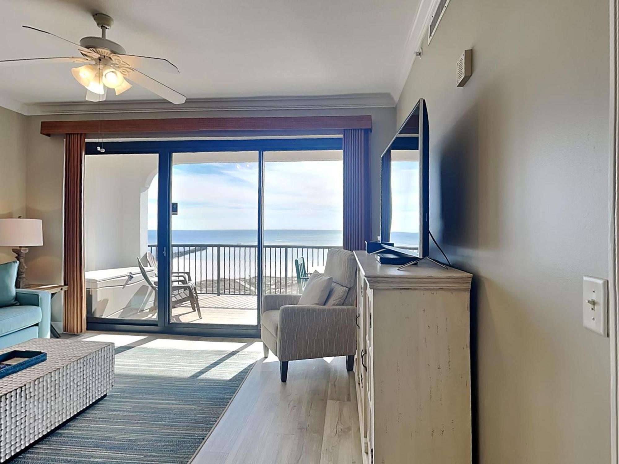 Apartment Grand Pointe #714 *