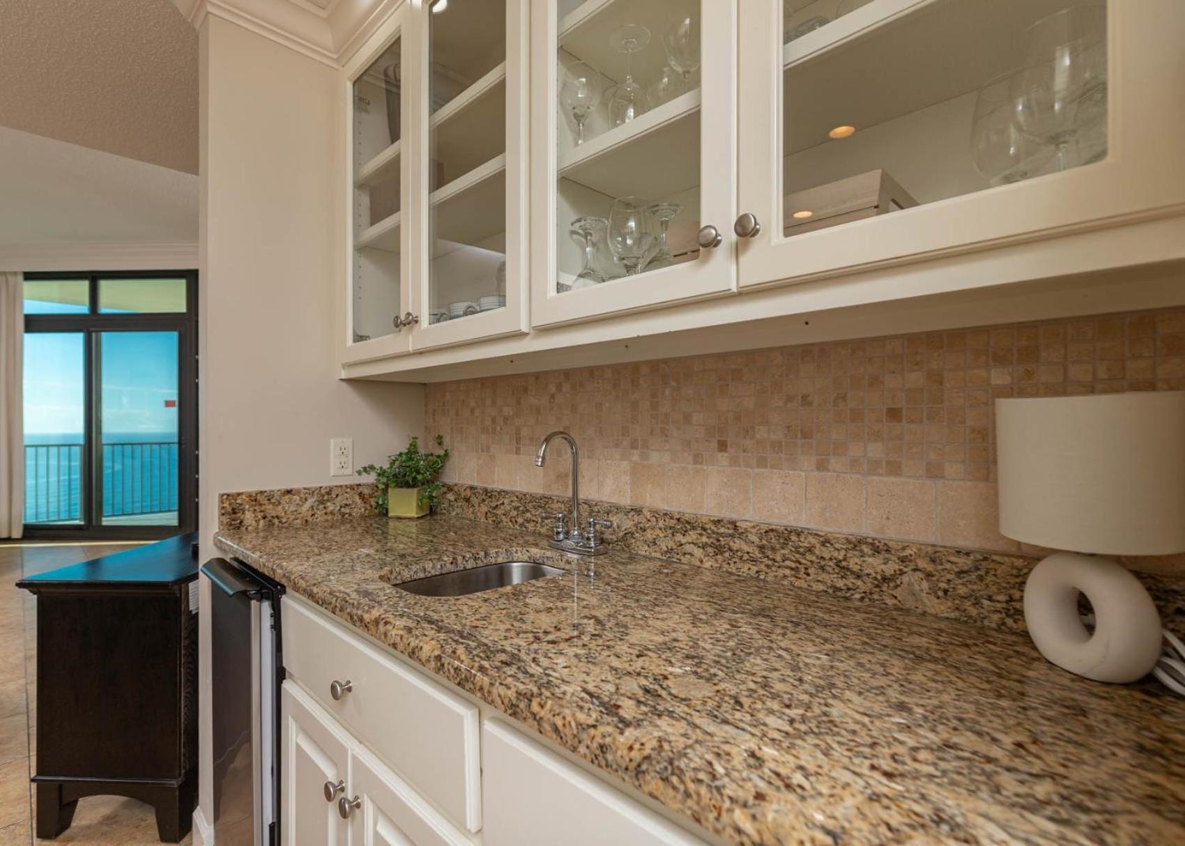 Phoenix West 2502 Apartment *
