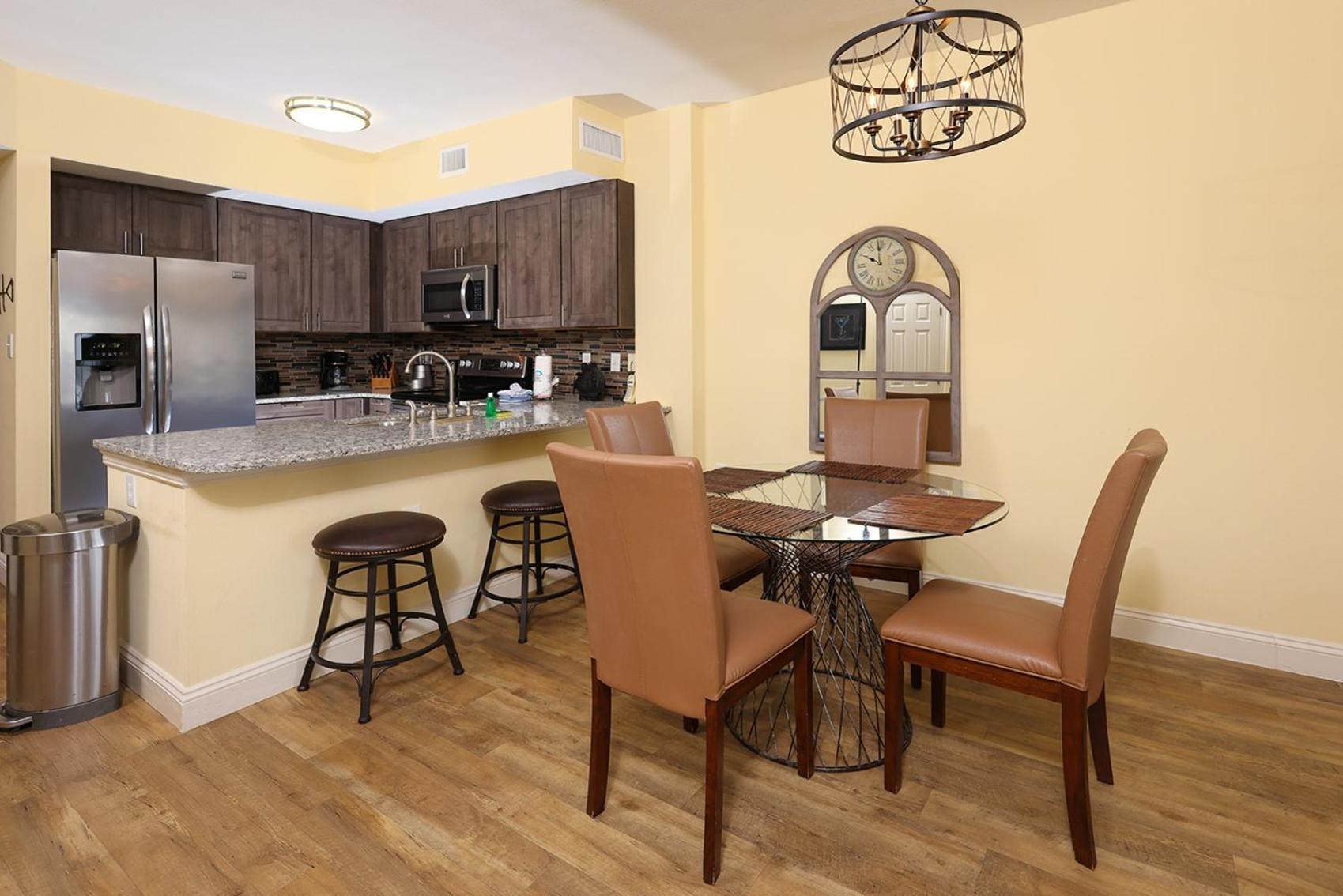 Apartment Tidewater 1202 *