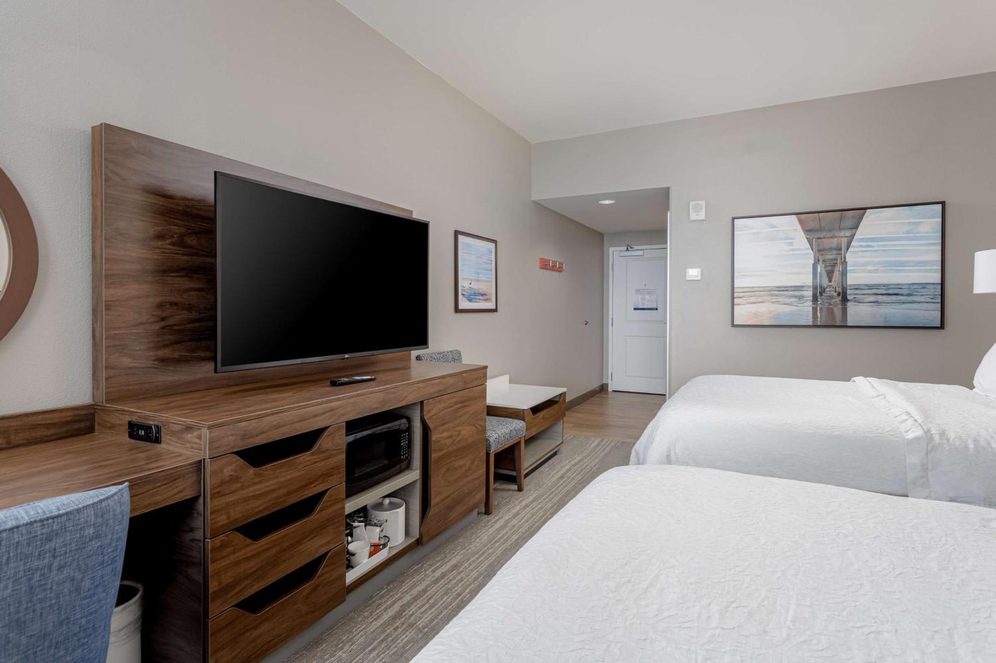 Hampton & - Orange Hotel