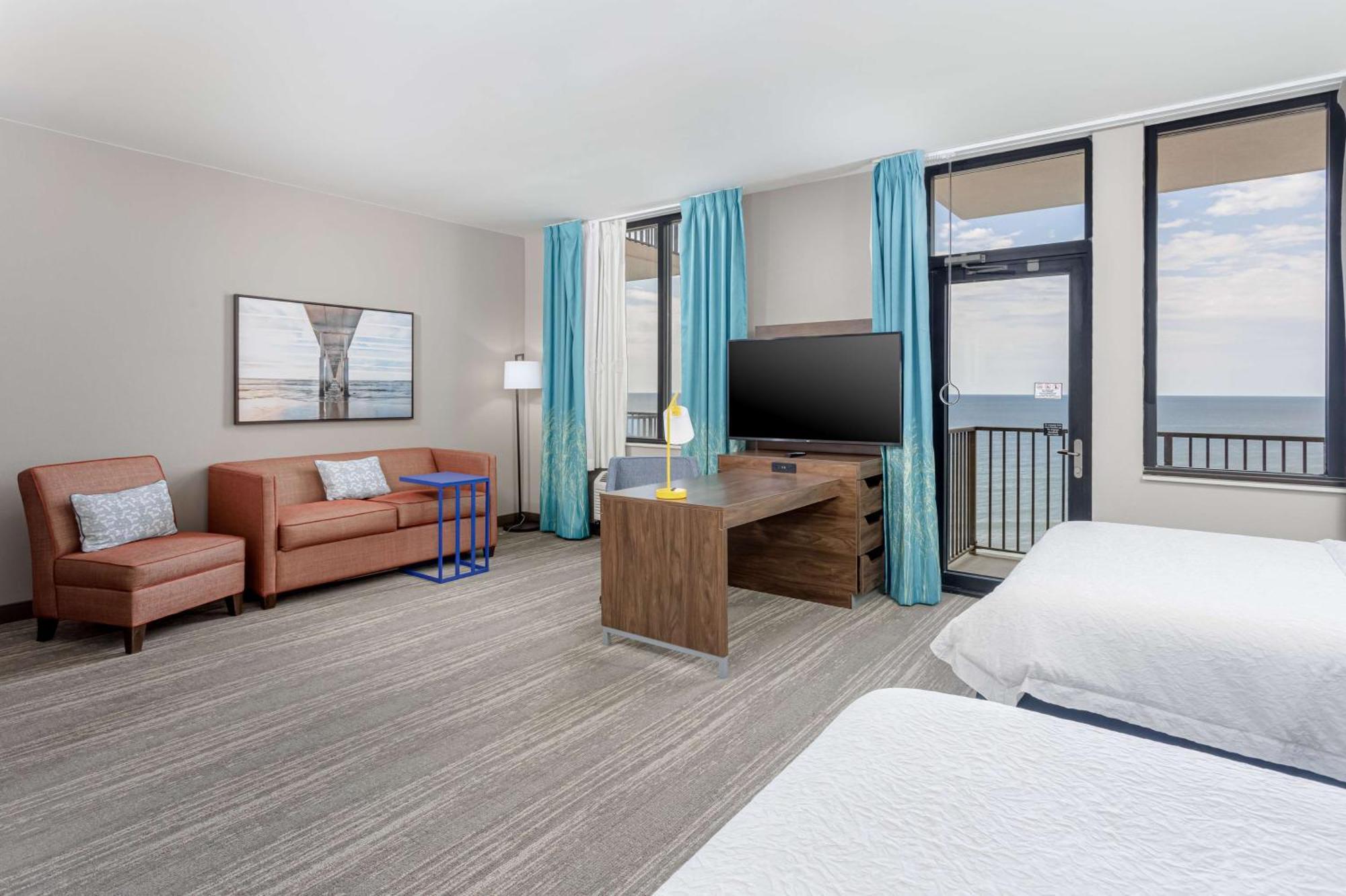 Hotel Hampton & - Orange 3*