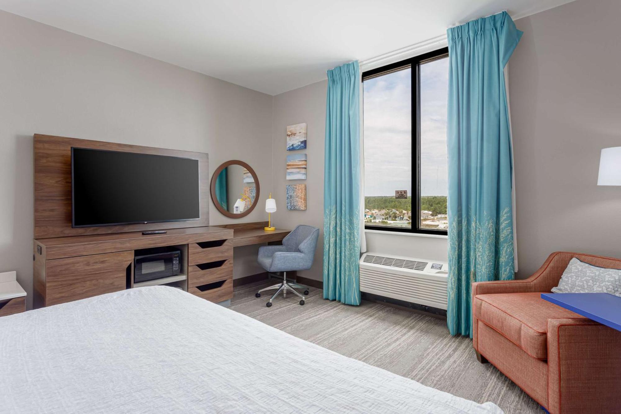Hotel Hampton & - Orange