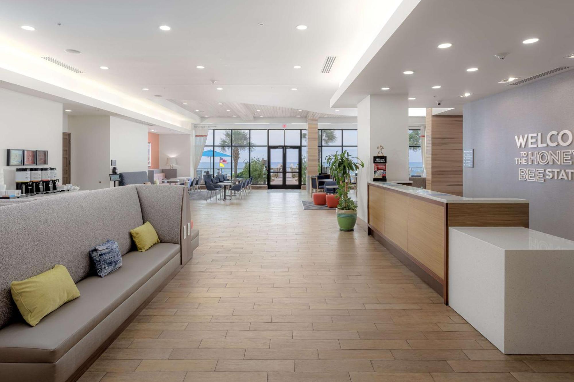 Hampton & - Orange Hotel 3*