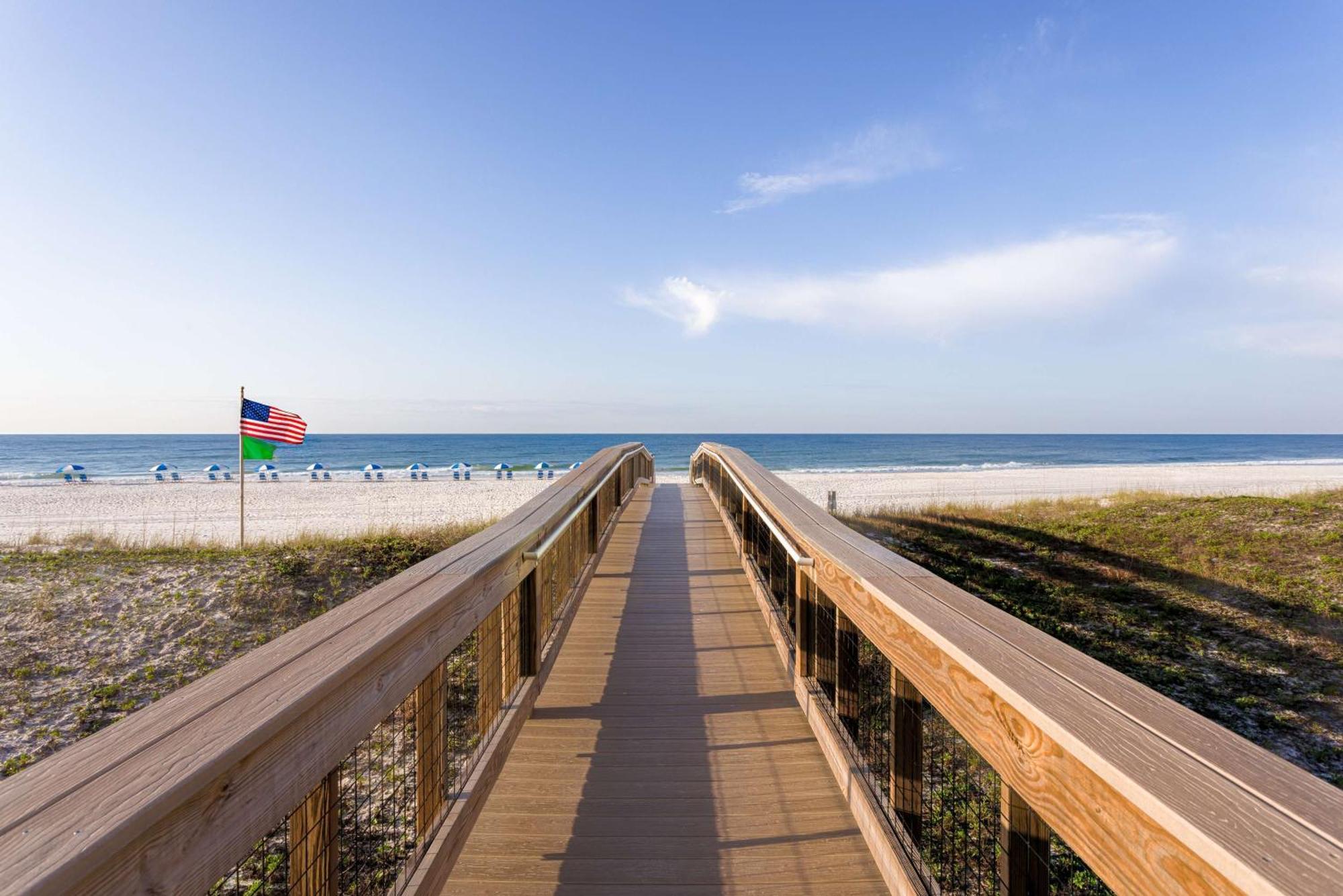 Hampton & - Orange Hotel 3*