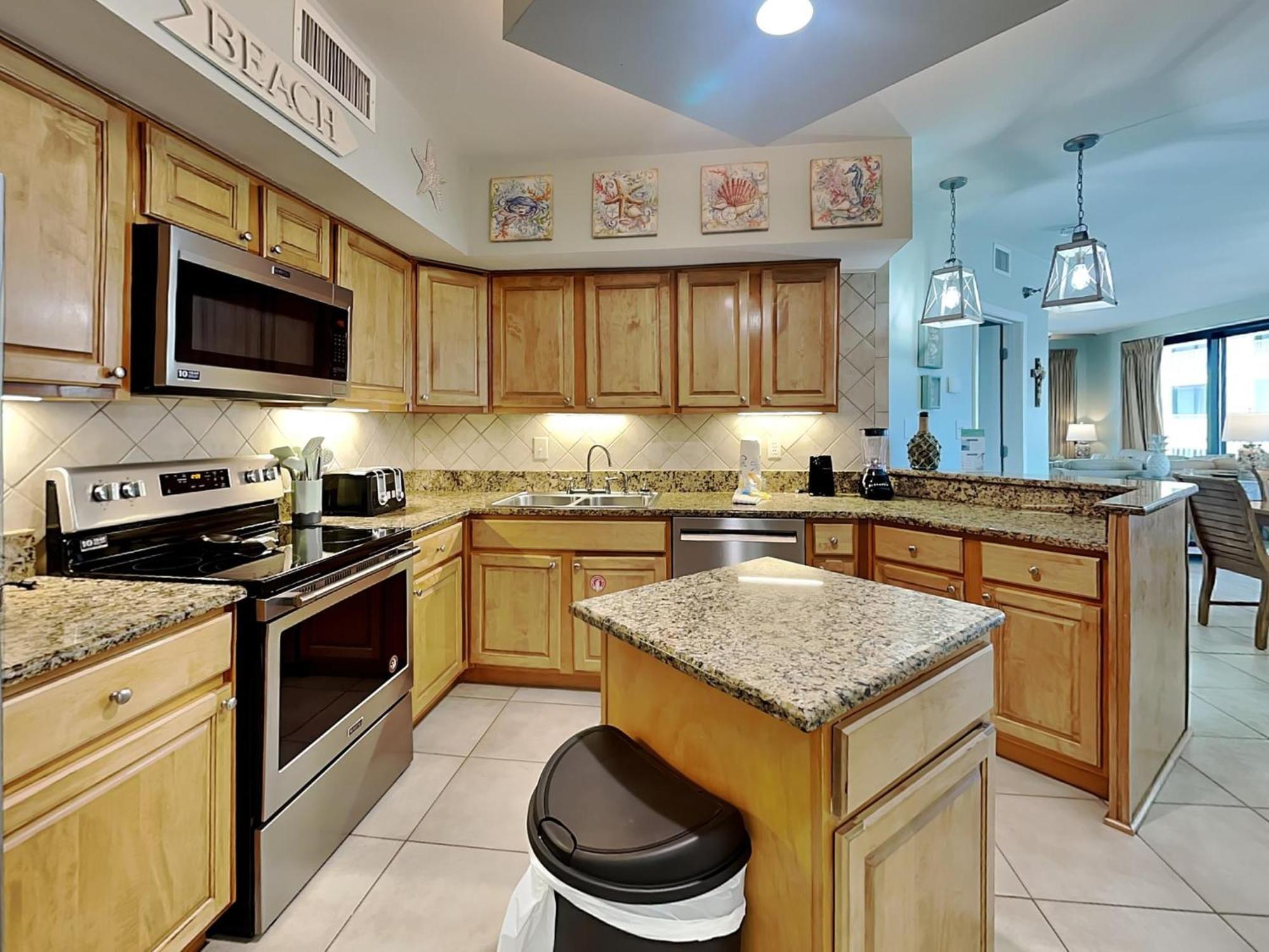 Pelican Pointe #606 Apartment