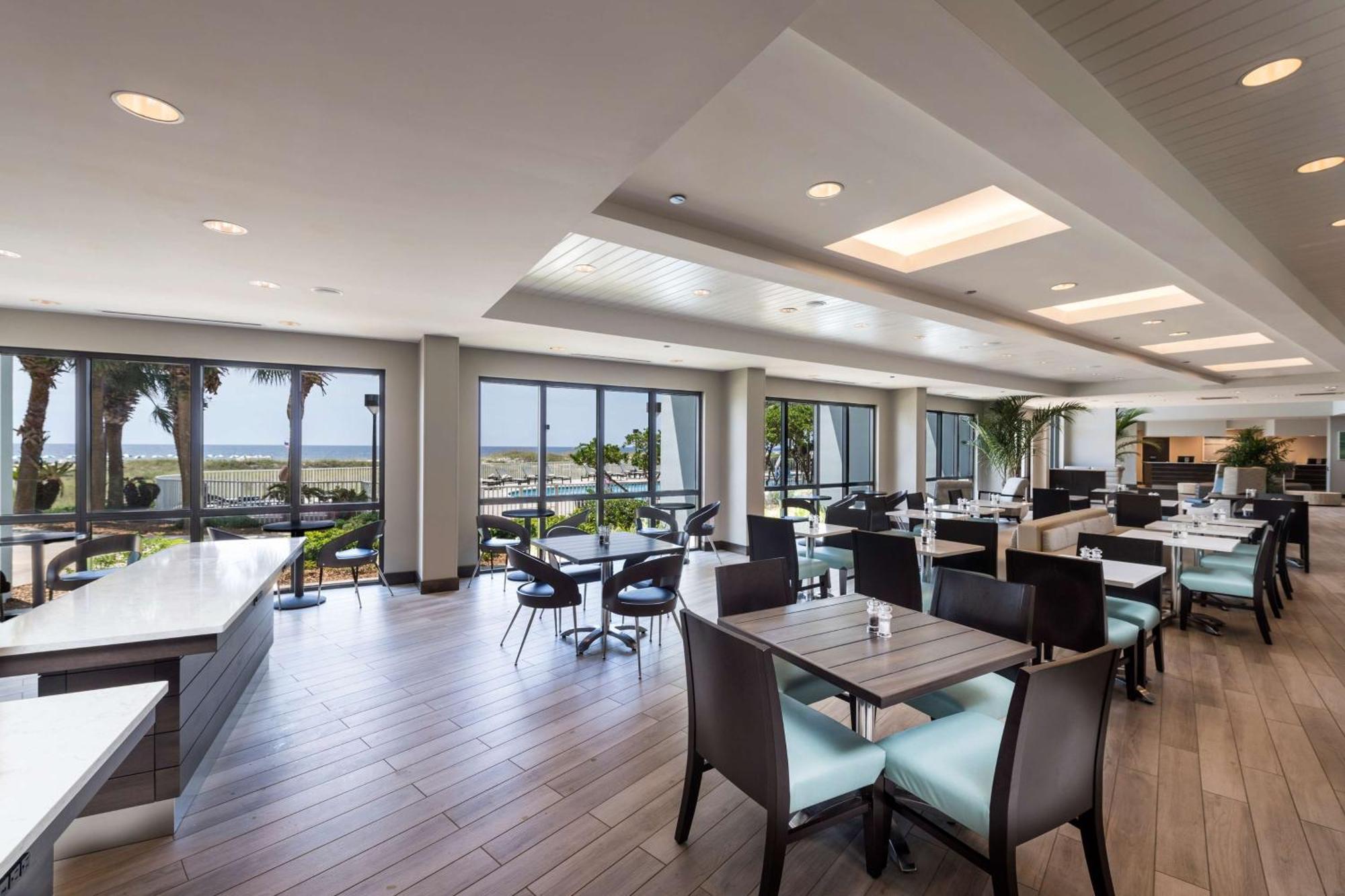 The Island House A Doubletree By Hilton 4*